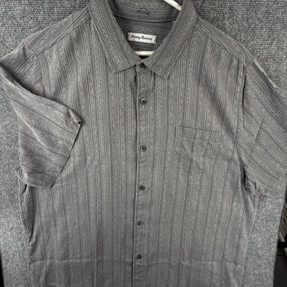 Tommy Bahama 2XL Tiki Gray Silk Button Up Shirt Short Sleeve Hawaii Adult Men - Picture 1 of 15